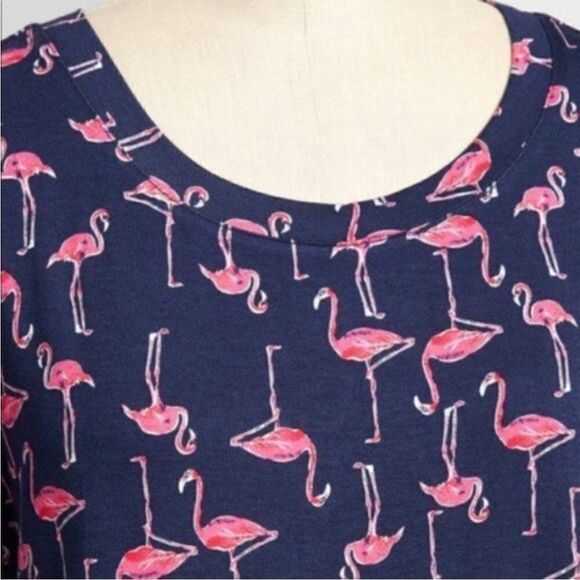 Modcloth Short Sleeve Instant Fit Relaxed Fit Tshirt Flaming Print Navy S NWT - Picture 5 of 7